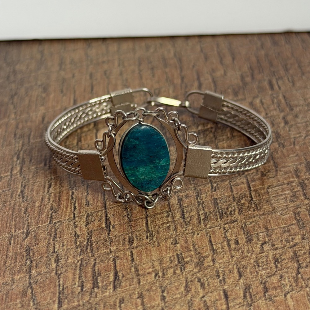 Vintage Filigree Stone Cuff Bracelet Women Silver Green